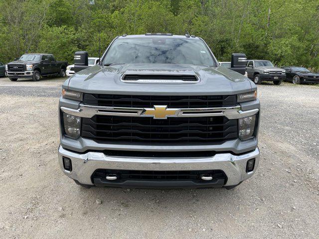 new 2024 Chevrolet Silverado 3500 car, priced at $65,038