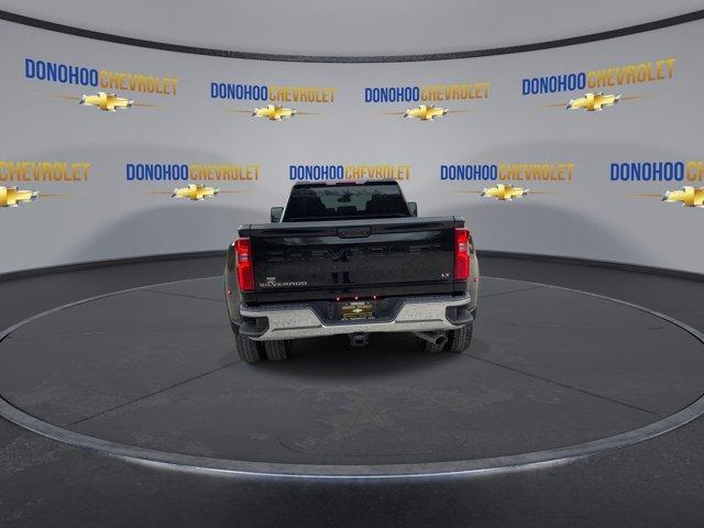 new 2025 Chevrolet Silverado 3500 car, priced at $58,095