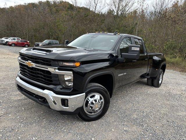 new 2025 Chevrolet Silverado 3500 car, priced at $58,095