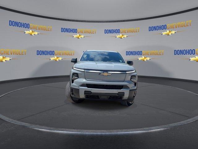 new 2025 Chevrolet Silverado EV car, priced at $64,008
