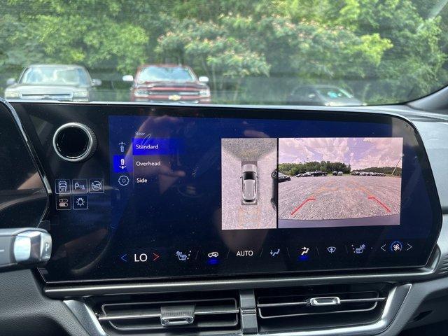 new 2025 Chevrolet Equinox EV car, priced at $34,290
