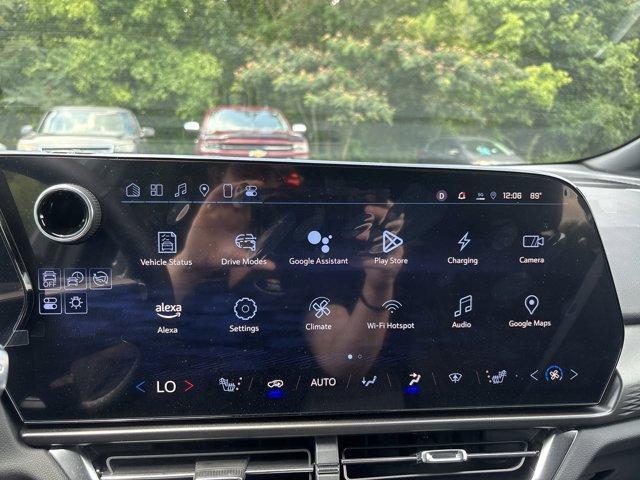 new 2025 Chevrolet Equinox EV car, priced at $34,290