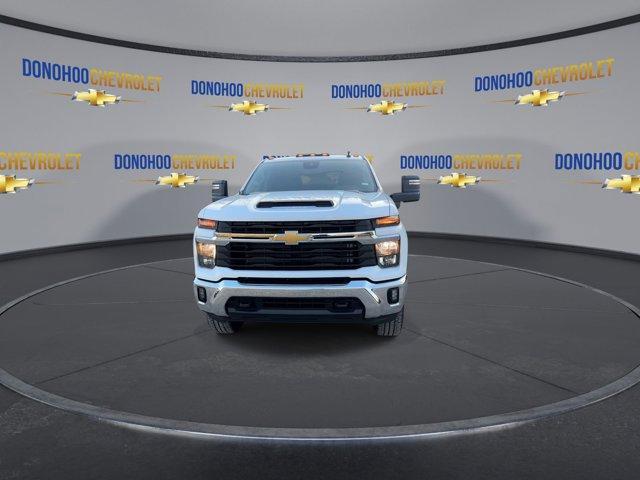 new 2025 Chevrolet Silverado 2500 car, priced at $56,000