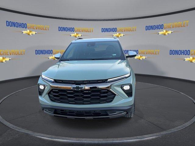 new 2025 Chevrolet TrailBlazer car, priced at $32,220