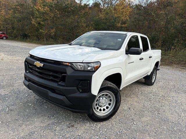 new 2024 Chevrolet Colorado car, priced at $37,015