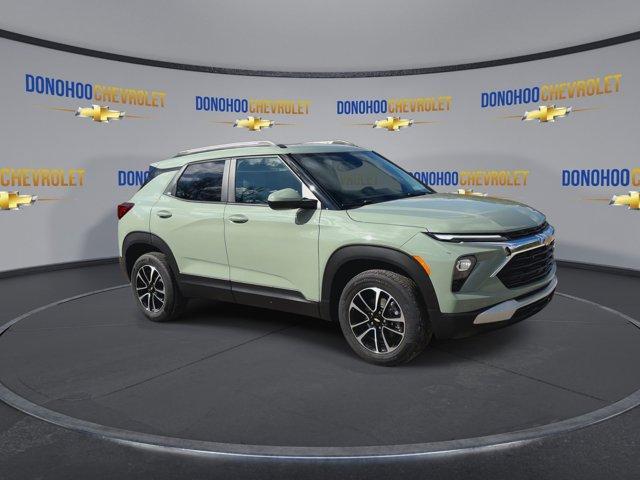 new 2025 Chevrolet TrailBlazer car, priced at $27,615