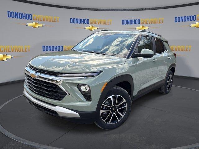 new 2025 Chevrolet TrailBlazer car, priced at $27,615