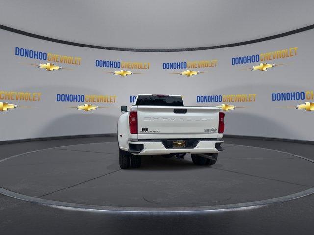 new 2025 Chevrolet Silverado 3500 car, priced at $87,160