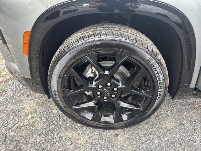 new 2025 Chevrolet Traverse car, priced at $49,635