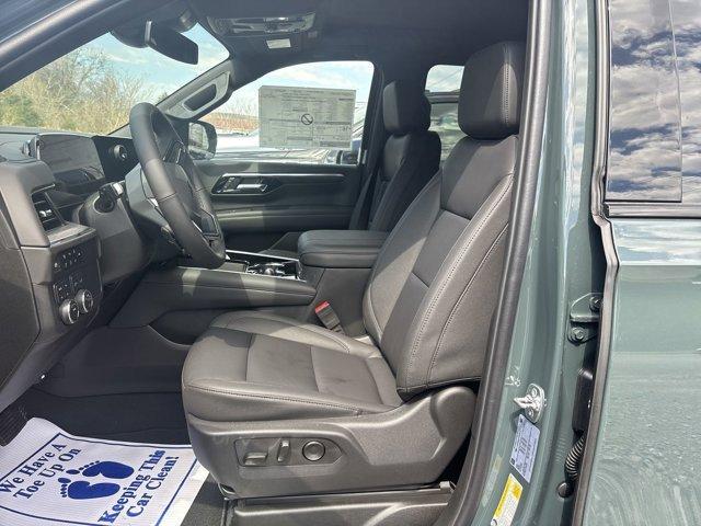 new 2025 Chevrolet Suburban car, priced at $74,431