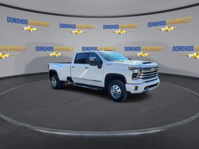 new 2024 Chevrolet Silverado 3500 car, priced at $83,400