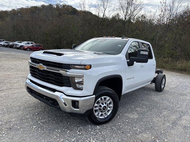 new 2025 Chevrolet Silverado 2500 car, priced at $63,433