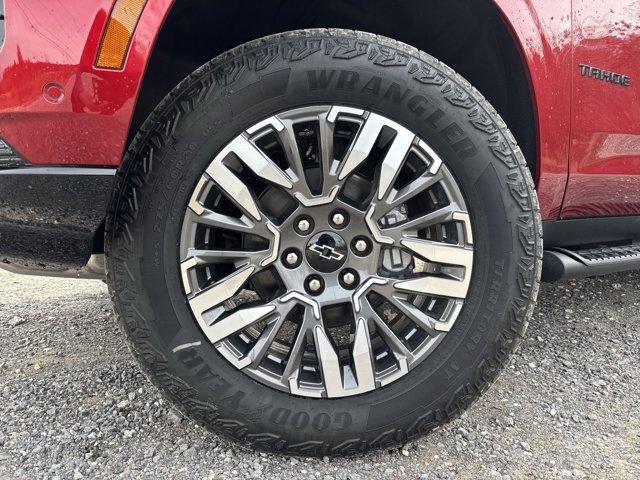 new 2025 Chevrolet Tahoe car, priced at $71,620