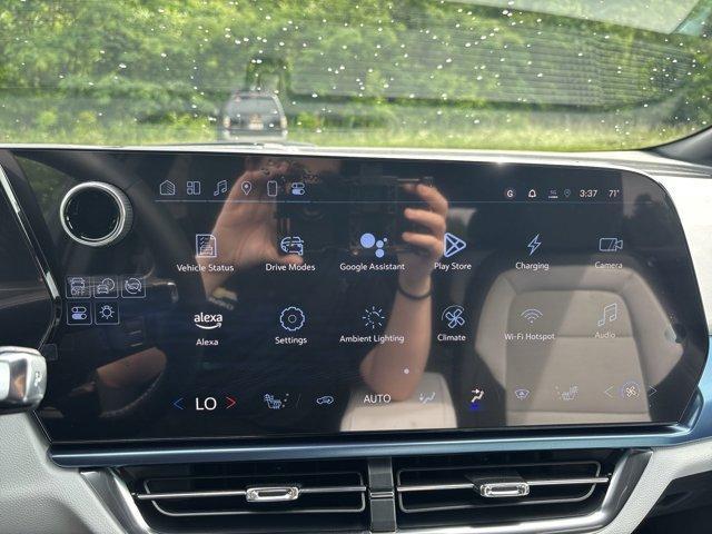 new 2025 Chevrolet Equinox EV car, priced at $38,494