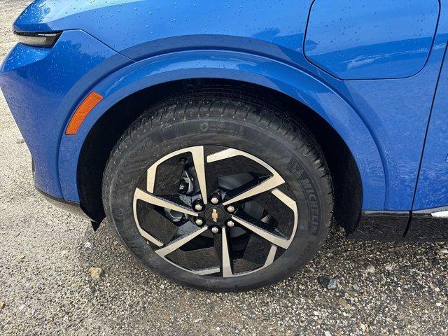 new 2025 Chevrolet Equinox EV car, priced at $38,494