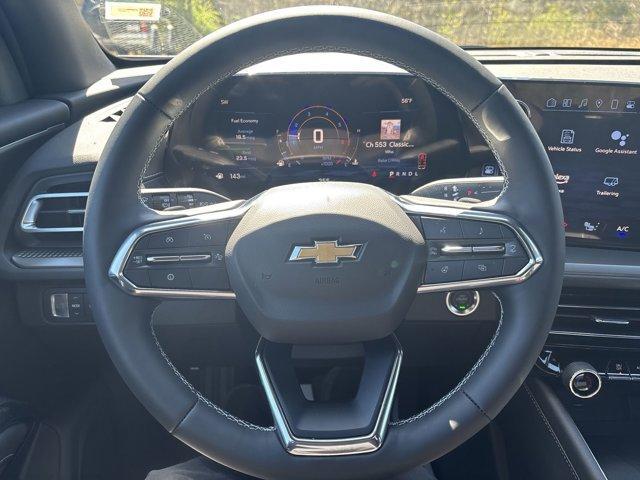 used 2025 Chevrolet Traverse car, priced at $44,630