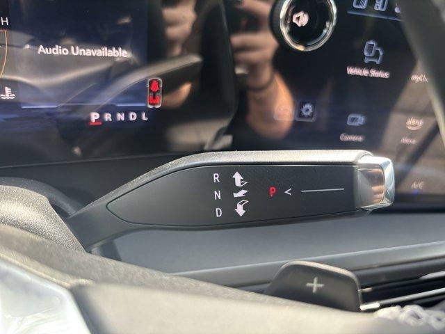new 2025 Chevrolet Traverse car, priced at $40,980