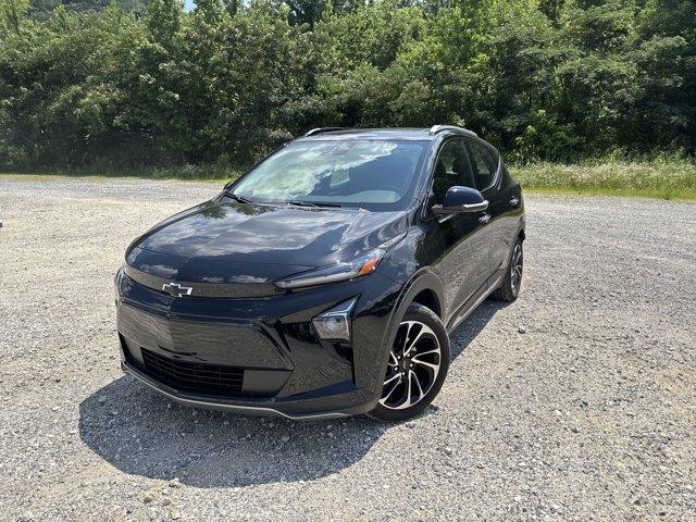 used 2023 Chevrolet Bolt EUV car, priced at $26,995