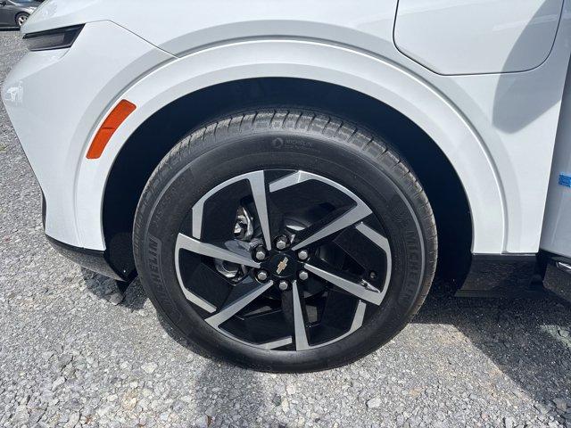 new 2025 Chevrolet Equinox EV car, priced at $38,494