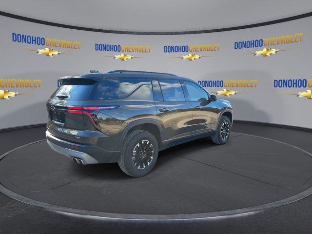 new 2024 Chevrolet Traverse car, priced at $50,550