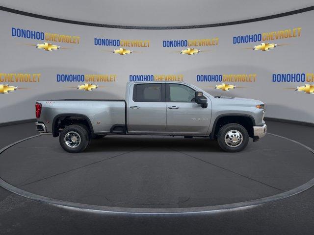 new 2025 Chevrolet Silverado 3500 car, priced at $58,095