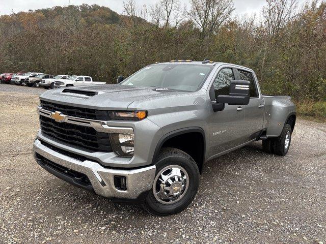 new 2025 Chevrolet Silverado 3500 car, priced at $58,095