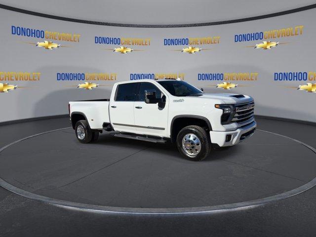 new 2025 Chevrolet Silverado 3500 car, priced at $85,215