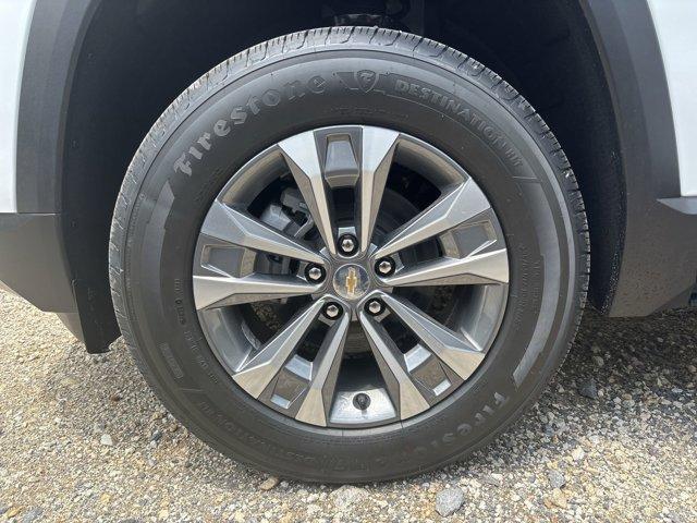 new 2026 Chevrolet Equinox car, priced at $28,035