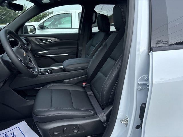 new 2026 Chevrolet Traverse car, priced at $45,877