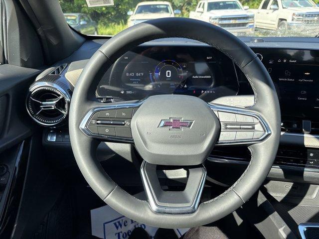 new 2026 Chevrolet Equinox car, priced at $30,075