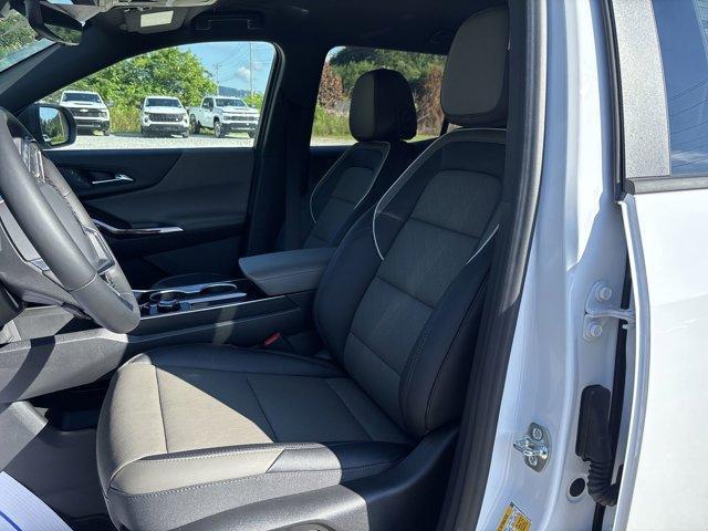 new 2026 Chevrolet Equinox car, priced at $30,075