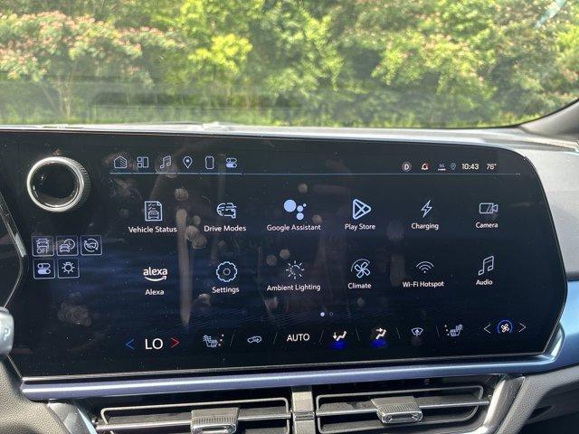 new 2025 Chevrolet Equinox EV car, priced at $40,085