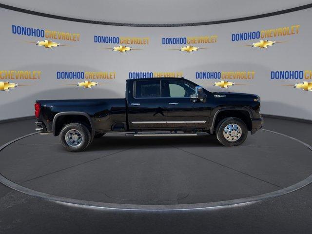 new 2025 Chevrolet Silverado 3500 car, priced at $75,735