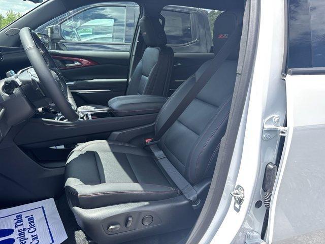 new 2025 Chevrolet Traverse car, priced at $54,100