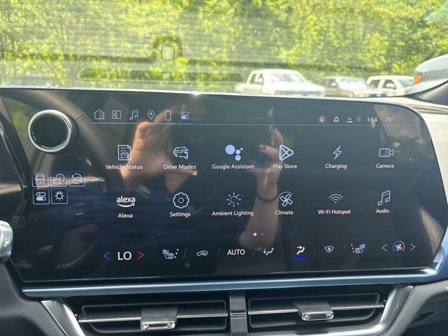 new 2025 Chevrolet Equinox EV car, priced at $40,994