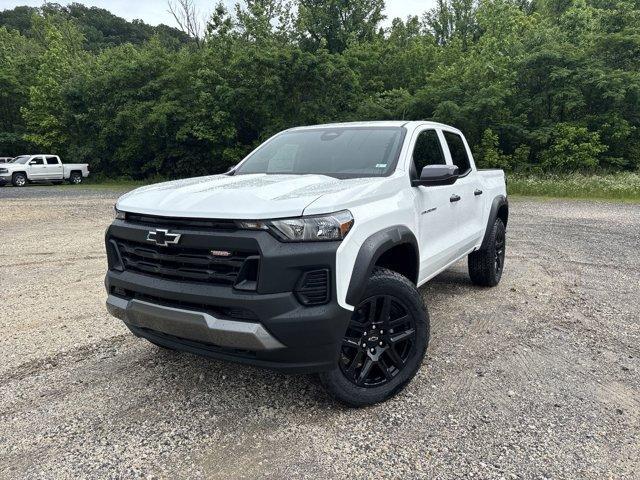new 2025 Chevrolet Colorado car, priced at $39,635