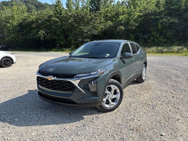 new 2025 Chevrolet Trax car, priced at $23,089
