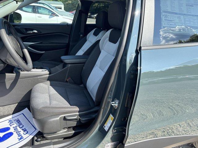 new 2025 Chevrolet Trax car, priced at $23,089