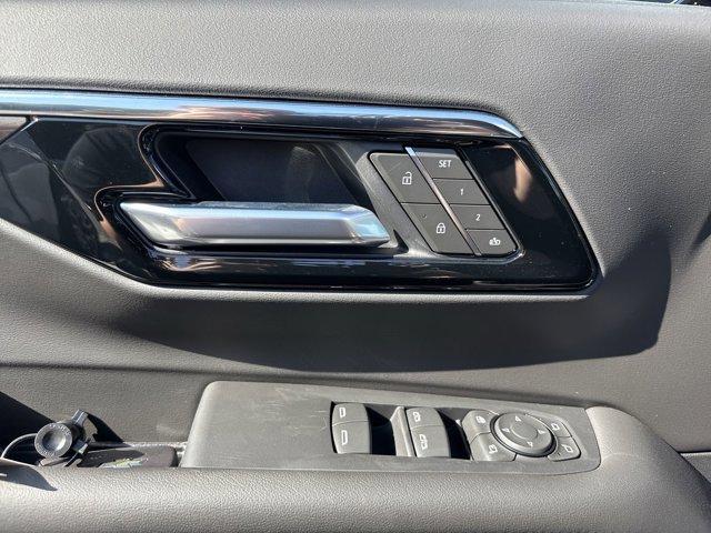 new 2025 Chevrolet Suburban car, priced at $71,248