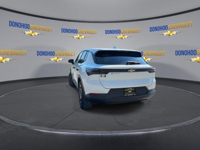 new 2025 Chevrolet Equinox EV car, priced at $33,290