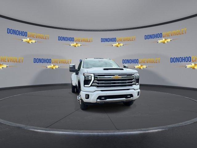 new 2025 Chevrolet Silverado 3500 car, priced at $86,165