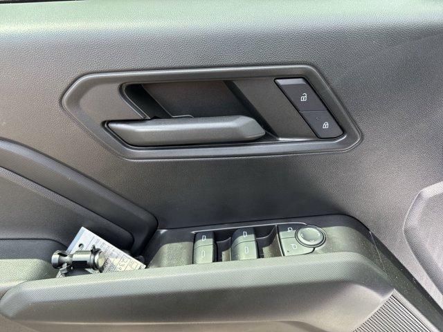 new 2024 Chevrolet Colorado car, priced at $27,850