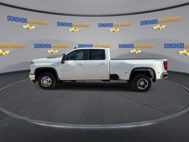 new 2025 Chevrolet Silverado 3500 car, priced at $58,095