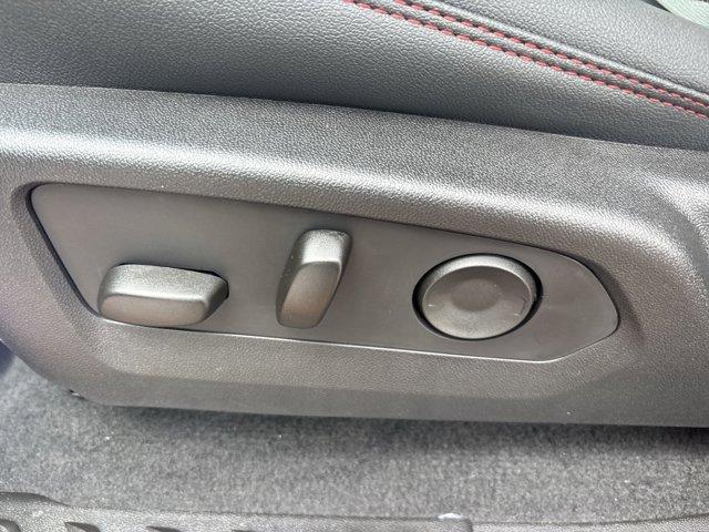 new 2025 Chevrolet Colorado car, priced at $39,905