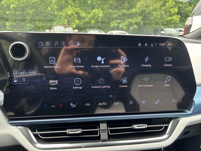 new 2025 Chevrolet Equinox EV car, priced at $38,494