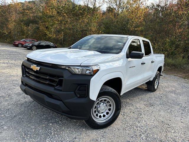 new 2024 Chevrolet Colorado car, priced at $37,015