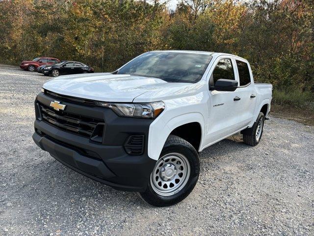 new 2024 Chevrolet Colorado car, priced at $37,015