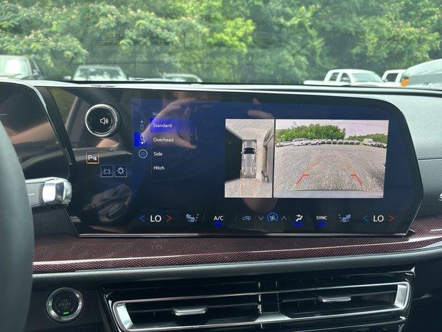 new 2025 Chevrolet Traverse car, priced at $48,335