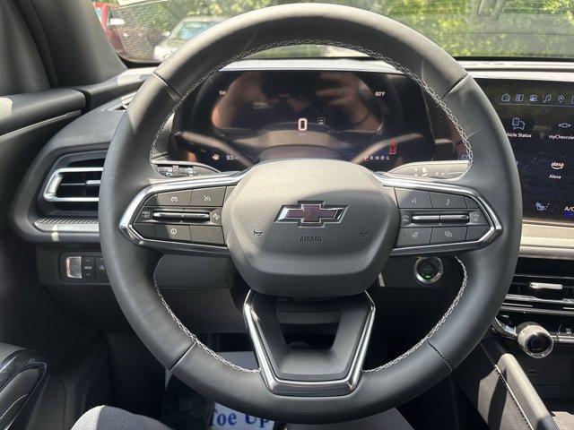 new 2025 Chevrolet Traverse car, priced at $43,771