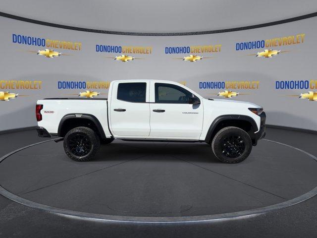 new 2024 Chevrolet Colorado car, priced at $37,015